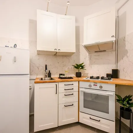 U Need Is - Homey Studio * Bucharest