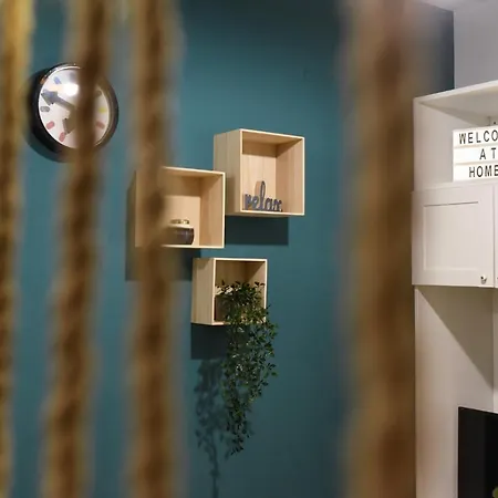 U Need Is - Homey Studio
